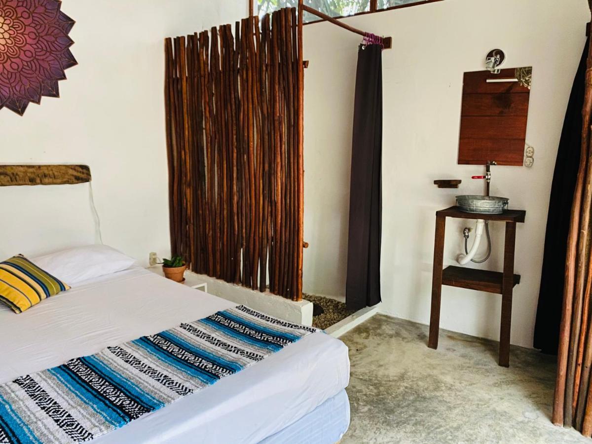 El Buho Bacalar Eco-Cabanas Hostal Εξωτερικό φωτογραφία
